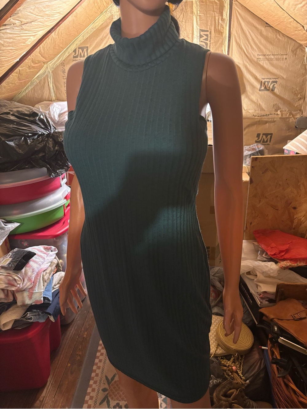 Women’s Sleeveless Turtleneck Ribbed Knit Dress Size 8